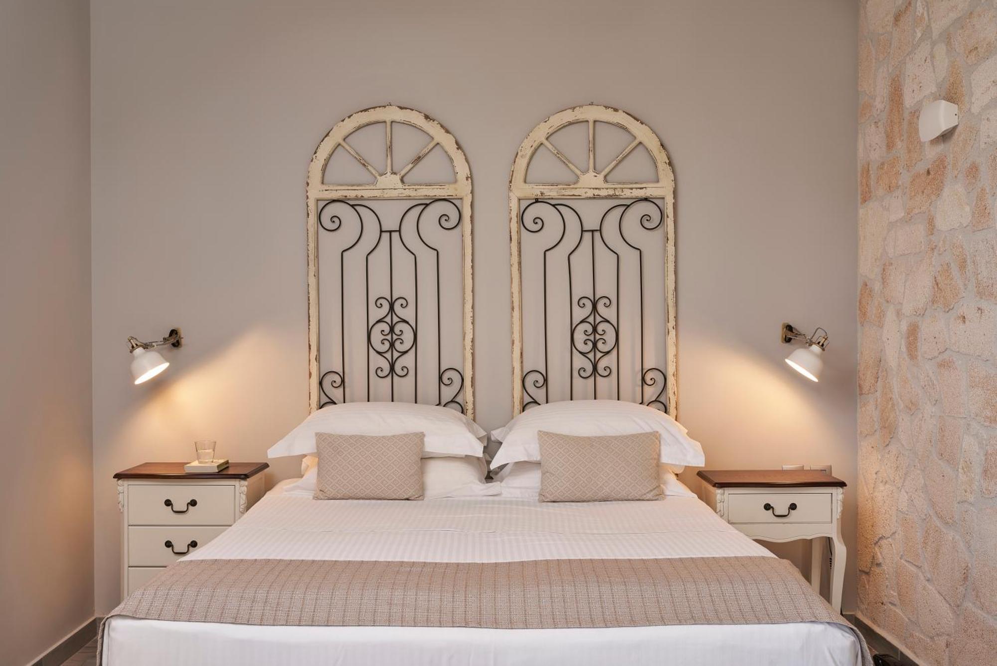 Hotel Mirabilia Boutique 3*